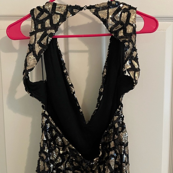 Windsor women’s designer black and gold full length sequin dress/gown - Picture 6 of 9